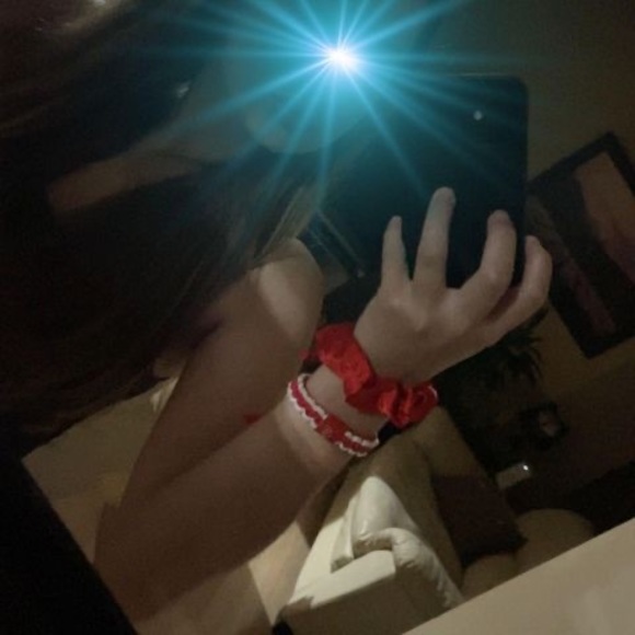 Meet your Posher, Daphnée - Picture 1 of 1